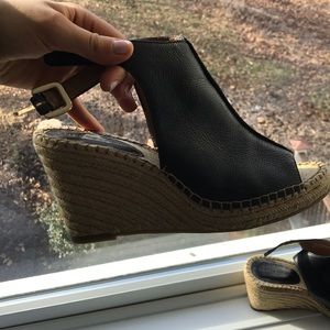 Adorable banana republic espadrille wedges